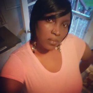 Meet your Posher, Cecilia